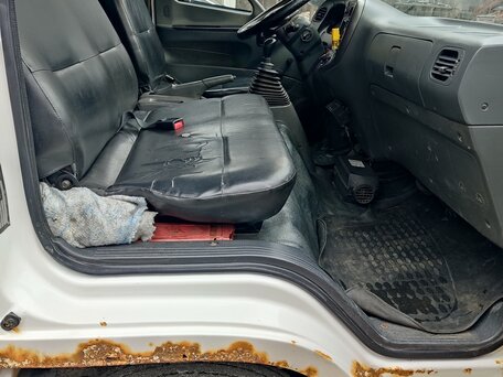 2010 Hyundai HD65, белый, 950000 рублей, вид 2