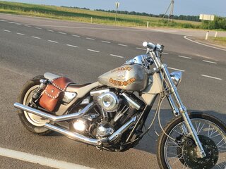 Harley-Davidson Super Glide