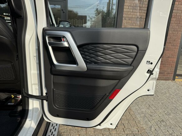 2026 BAIC BJ40 I Рестайлинг, белый - вид 27