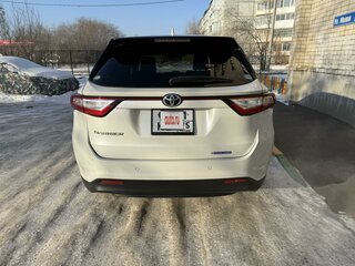 2020 Toyota Harrier III (XU60) Рестайлинг, белый, 3300000 рублей, вид 4