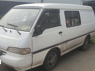 1996 Hyundai Grace, белый, 120000 рублей, вид 3