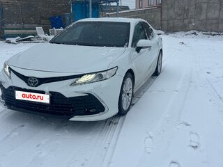 2019 Toyota Camry VIII (XV70), белый, 2600000 рублей, вид 1