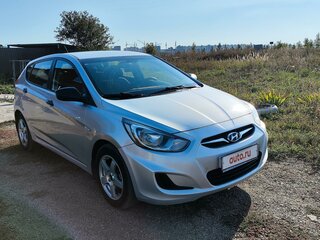 2014 Hyundai Solaris I, серебристый, 880000 рублей, вид 1