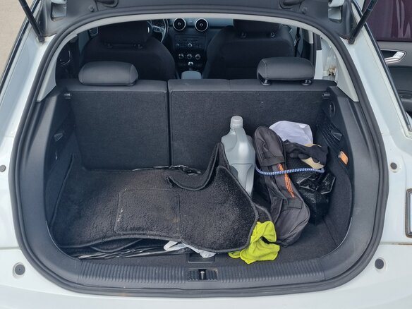 2012 Audi A1 I (8X), чёрный, 850000 рублей - вид 10