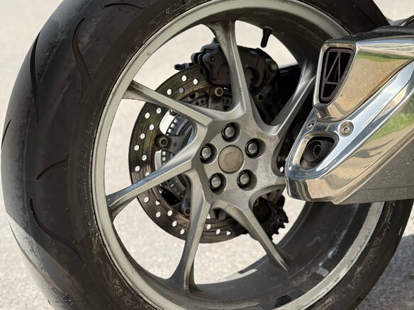 2010 Honda VFR 1200, пурпурный, 690000 рублей - вид 9