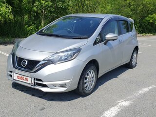 2018 Nissan Note II Рестайлинг, серебристый, 820000 рублей, вид 1