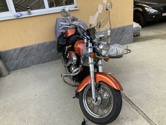 2003 Honda Shadow 750, оранжевый, 500000 рублей - вид 6