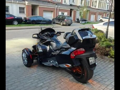 2014 BRP Can-Am Spyder, чёрный, 1935000 рублей, вид 2