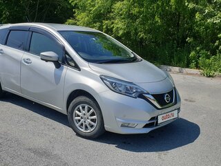 2018 Nissan Note II Рестайлинг, серебристый, 820000 рублей, вид 3