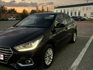 2018 Hyundai Solaris II, чёрный, 1200000 рублей, вид 1