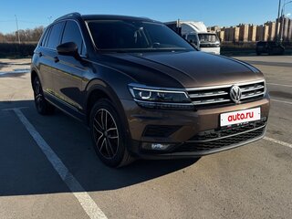 2018 Volkswagen Tiguan II, коричневый, 3550000 рублей, вид 2