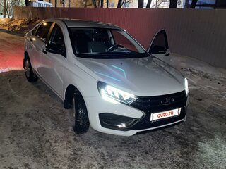 2024 Lada (ВАЗ) Vesta I Рестайлинг (NG), белый, 1250000 рублей, вид 1