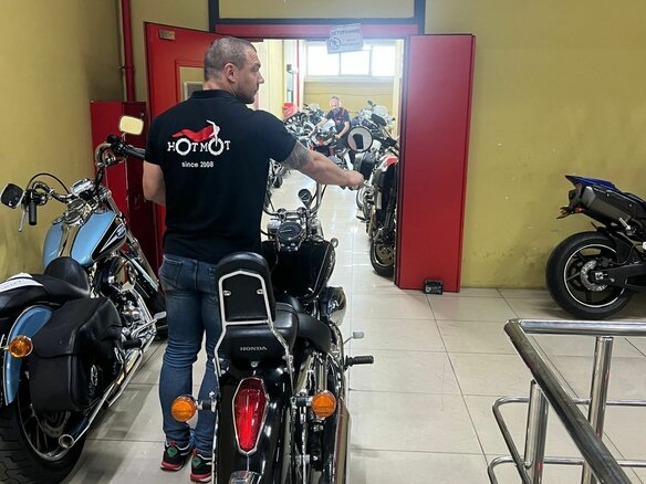 2006 Honda Shadow 750, чёрный, 450000 рублей - вид 7