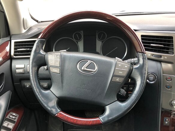 2014 Lexus LX 570 III Рестайлинг, белый, 3700000 рублей - вид 22
