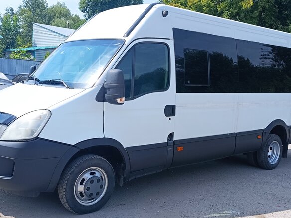 2012 Iveco Daily, белый, 890000 рублей - вид 2