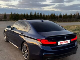 2018 BMW 5 серии 520d xDrive VII (G30/G31/G38), синий, 4200000 рублей, вид 5