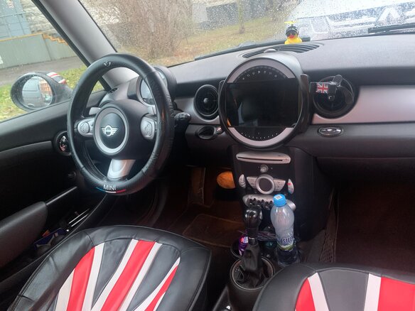 2009 Mini Hatch One II (R56), красный, 690000 рублей - вид 8