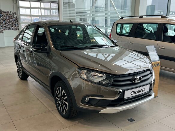 2026 Lada (ВАЗ) Granta Active Cross I Рестайлинг, коричневый, 1411000 рублей - вид 1