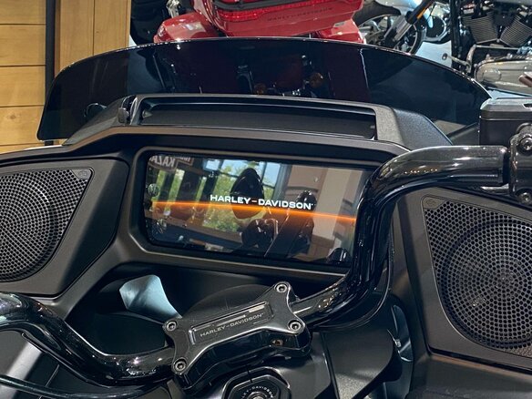 2024 Harley-Davidson Road Glide, серый, 4200000 рублей - вид 7