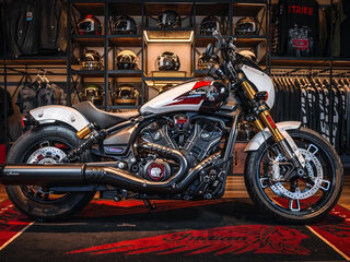2025 Indian Scout, белый, 2440000 рублей, вид 1