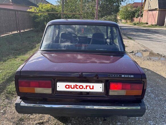 2006 Lada (ВАЗ) 2107, пурпурный, 75000 рублей - вид 2