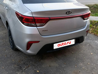 2017 Kia Rio IV, серебристый, 1100000 рублей, вид 5