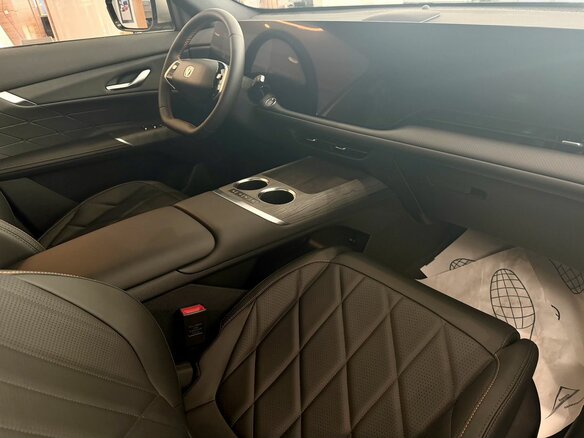 2025 Changan CS75 Plus IV, золотистый, 4339900 рублей - вид 11