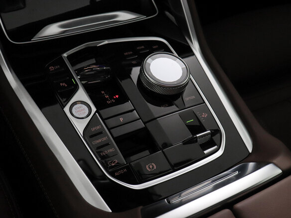 2025 BMW X6 40i III (G06) Рестайлинг, серый - вид 10
