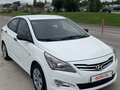 2015 Hyundai Solaris I Рестайлинг, белый, 1200000 рублей - вид 1