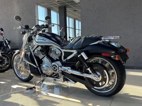 2005 Harley-Davidson Street Rod, серебристый, 850000 рублей, вид 5