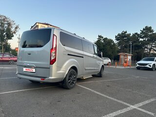 2020 Ford Tourneo Custom SWB I Рестайлинг, серебристый, 4150000 рублей, вид 4