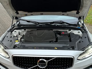 2019 Volvo V90 Cross Country I, белый, 3800000 рублей, вид 4
