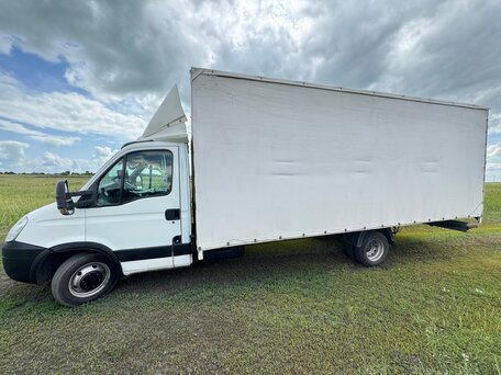 2010 Iveco Daily, белый, 1800000 рублей, вид 3