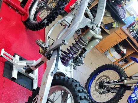 2006 Honda CRF 450R, красный, 350000 рублей, вид 1