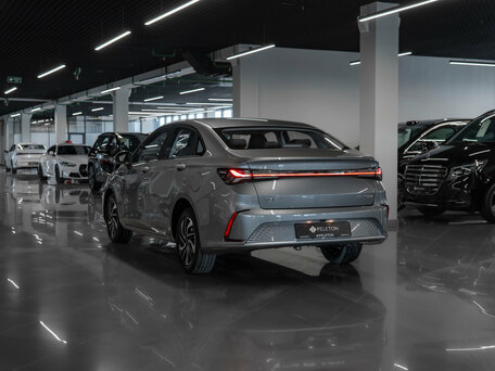 2025 BAIC U5 Plus, серый, 2040000 рублей, вид 4