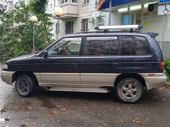 1998 Mazda MPV I (LV), синий, 490000 рублей - вид 11