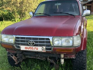 1996 Toyota Land Cruiser 80 Series Рестайлинг, красный, 900000 рублей, вид 1