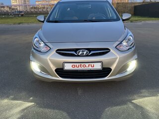 2011 Hyundai Solaris I, бежевый, 1200000 рублей, вид 3
