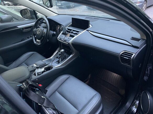 2019 Lexus NX 300 I Рестайлинг, чёрный, 5900000 рублей - вид 8