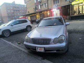 2003 Mercedes-Benz C-Класс 200 II (W203), серый, 850000 рублей, вид 2