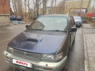 1993 Mitsubishi Chariot II, коричневый, 200000 рублей, вид 2