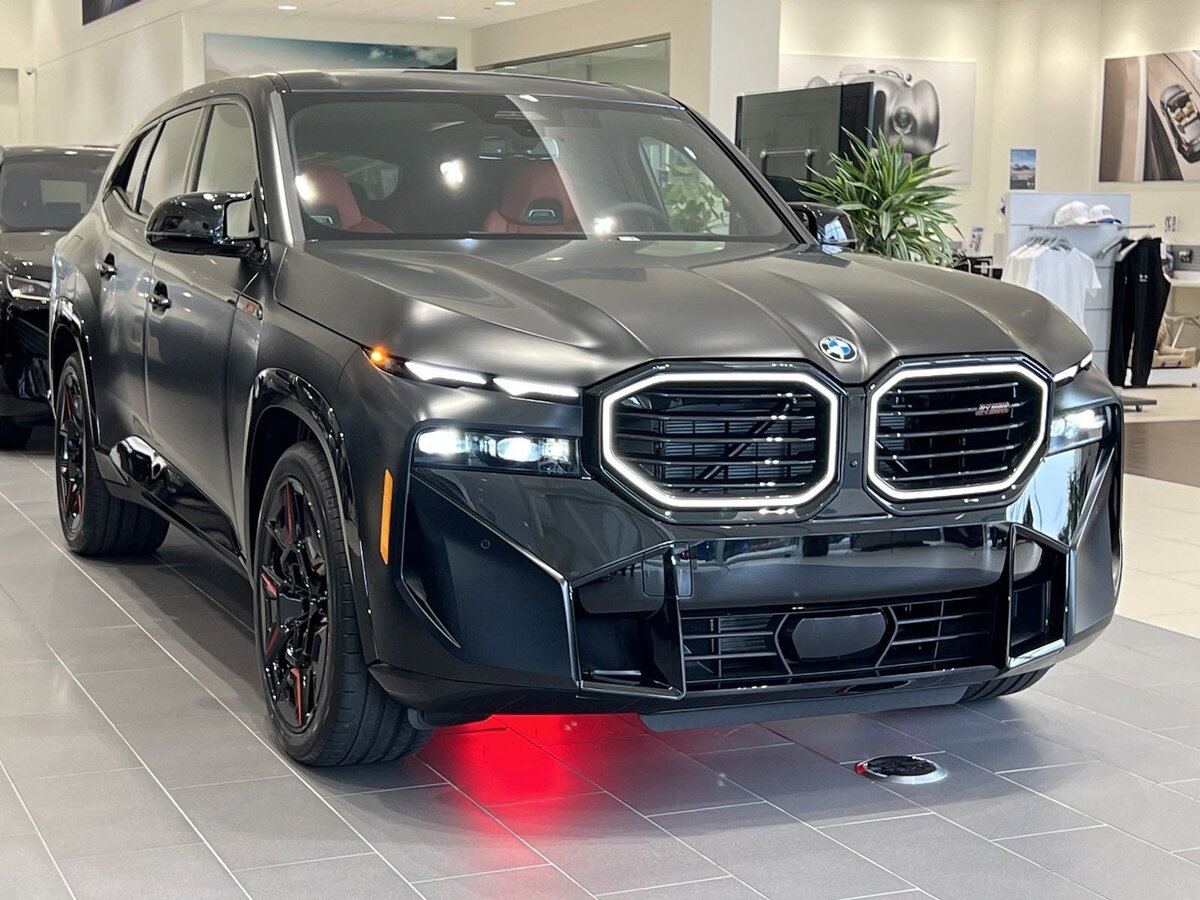 Открыть фотографии: BMW XM