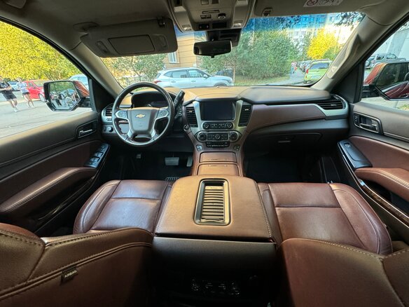 2018 Chevrolet Tahoe IV, красный, 3700000 рублей - вид 20