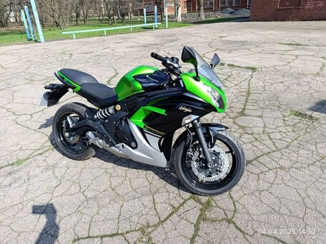 2013 Kawasaki Ninja 400, зелёный, 600000 рублей, вид 4