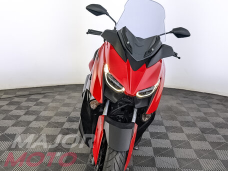 2022 Yamaha XMAX, красный, 680000 рублей, вид 5