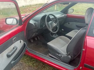 1991 Toyota Starlet IV (P80), красный, 200000 рублей, вид 5