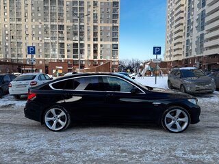 2011 BMW 5 серии Gran Turismo 530d xDrive VI (F10/F11/F07), чёрный, 2350000 рублей, вид 5
