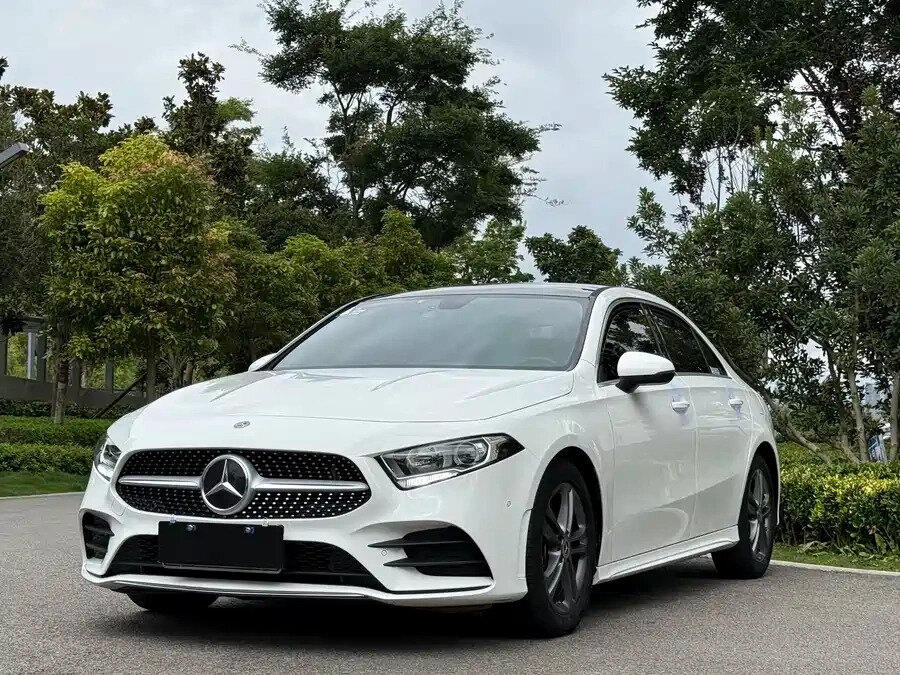 Открыть фотографии: Mercedes-Benz A-Класс IV (W177)