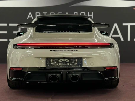 2024 Porsche 911 Carrera 4 GTS VIII (992) Рестайлинг, серый, 28500000 рублей, вид 3