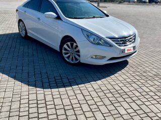 2010 Hyundai Sonata VI (YF), белый, 1450000 рублей, вид 2